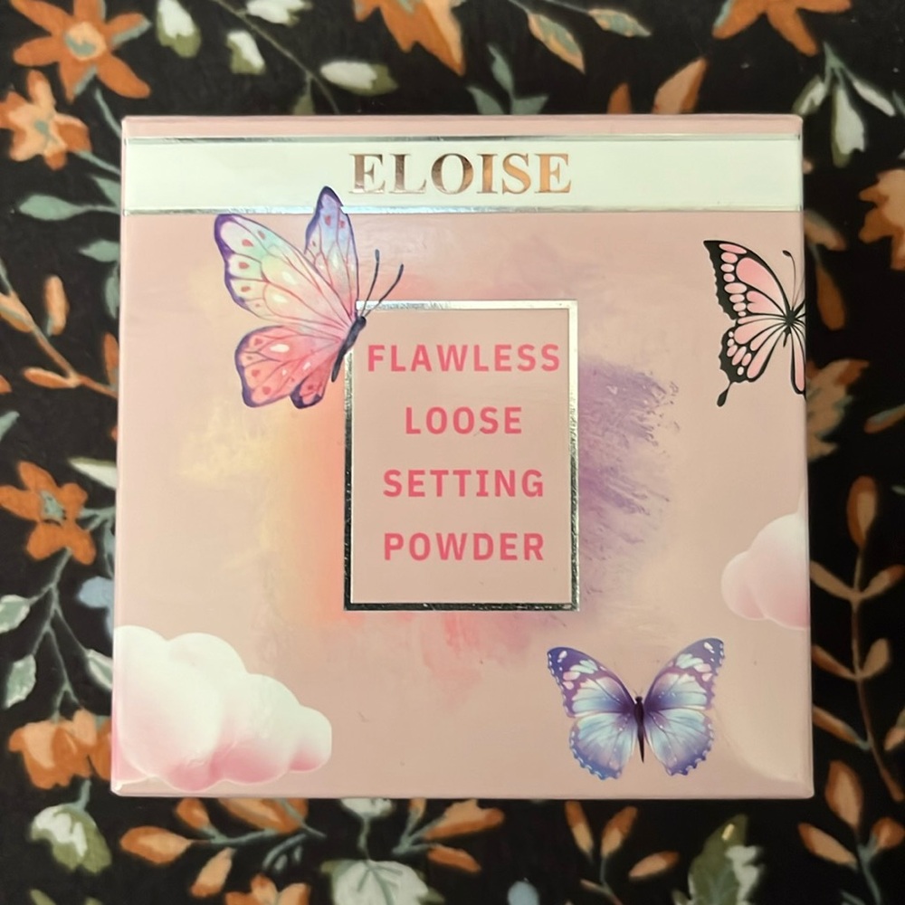 Eloise flawless loose setting powder in vanilla